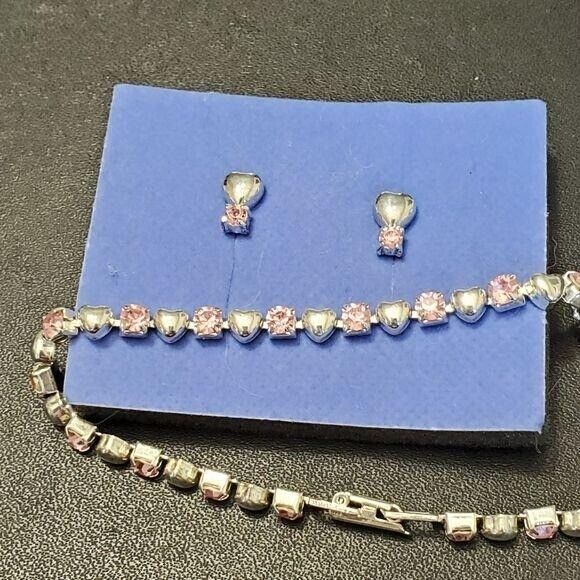 Avon silver tone pink heart earrings and bracelet - Picture 1 of 10